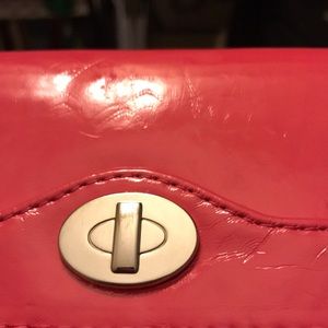Mundi patent pink wallet organizer